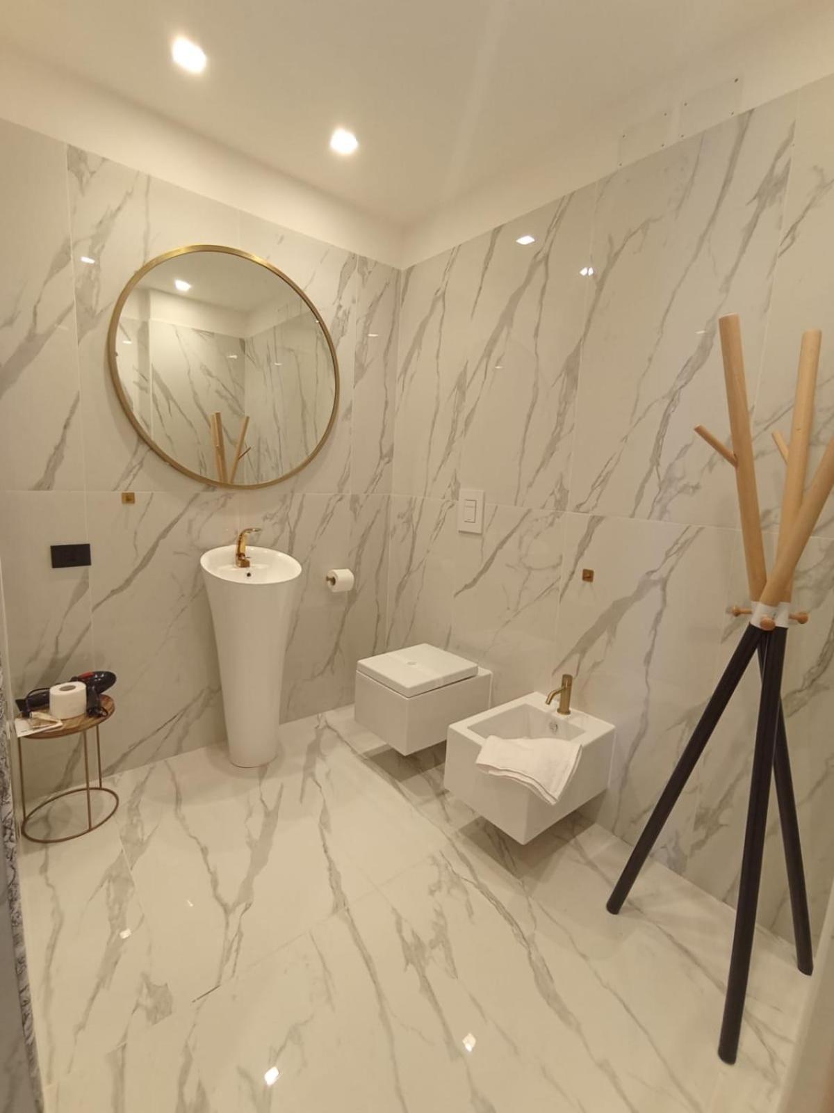 President Plaza Vip Suite Spa By Babylon Stay Naples Exterior photo